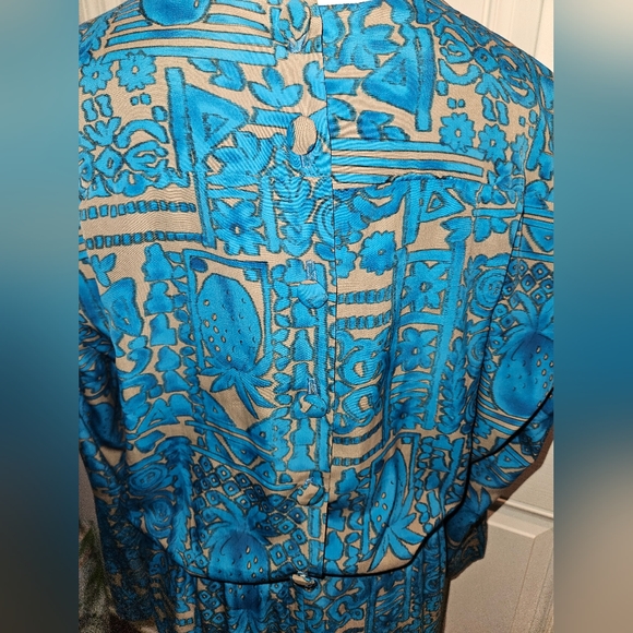 Vintage Tanner crest pattern longsleeve dress - Picture 9 of 10